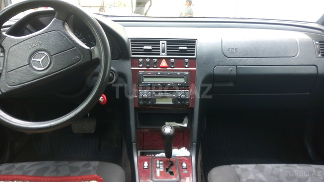 Mercedes C 180 1999, 157,000 km - 1.8 l - 