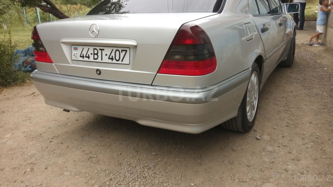 Mercedes C 180 1999, 157,000 km - 1.8 l - 