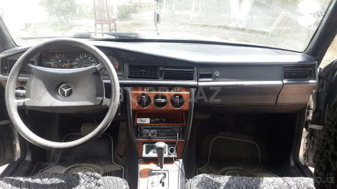 Mercedes 190 1991, 220,000 km - 2.0 l - Bakı