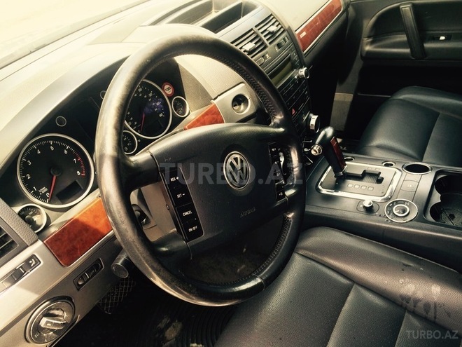 Volkswagen Touareg 2004, 222,000 km - 3.2 л - Bakı
