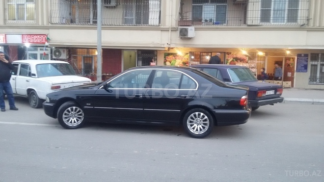 BMW 523 1999, 290,000 km - 2.5 l - Bakı
