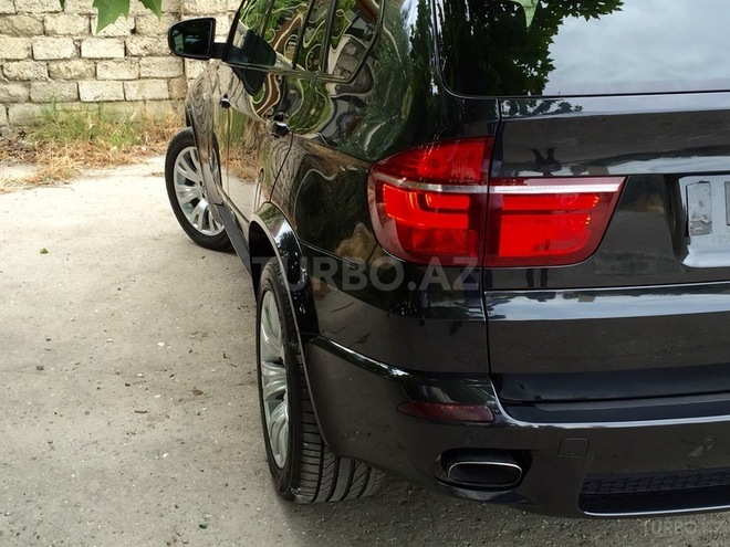 BMW X5 2011, 143,000 km - 4.4 l - Bakı