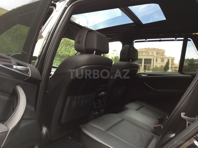 BMW X5 2011, 143,000 km - 4.4 l - Bakı