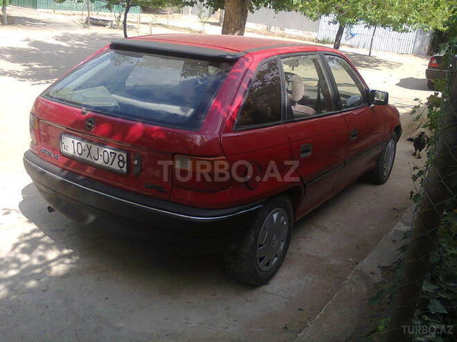 Opel Astra 1992, 316,580 km - 1.8 л - Sumqayıt