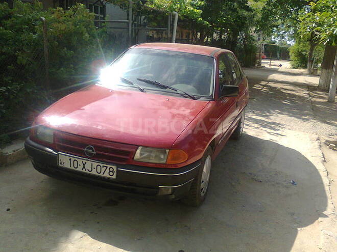 Opel Astra 1992, 316,580 km - 1.8 л - Sumqayıt