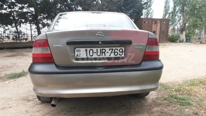 Opel Vectra 1997, 322,000 km - 2.0 l - Bakı