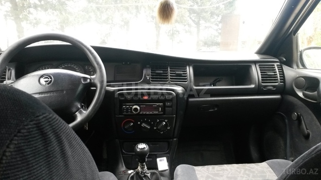 Opel Vectra 1997, 322,000 km - 2.0 l - Bakı