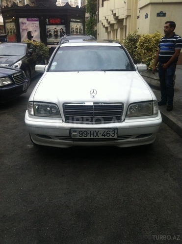 Mercedes C 220 1999, 280,000 km - 0.3 l - Bakı