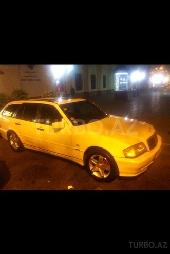 Mercedes C 220 1999, 280,000 km - 0.3 l - Bakı