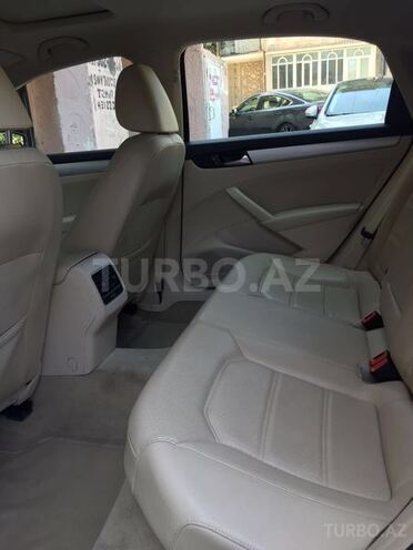 Volkswagen Passat 2013, 41,000 km - 2.5 l - Bakı