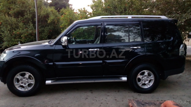 Mitsubishi Pajero 2007, 132,000 km - 3.0 l - Bakı