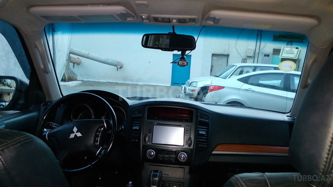 Mitsubishi Pajero 2007, 132,000 km - 3.0 l - Bakı
