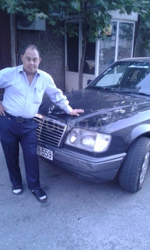 Mercedes E 200 1994, 349,856 km - 0.2 l - Sumqayıt