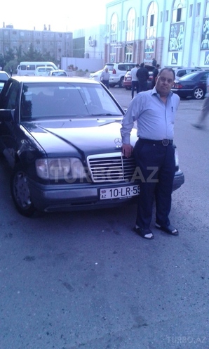 Mercedes E 200 1994, 349,856 km - 0.2 l - Sumqayıt