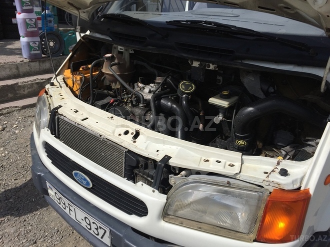 Ford Transit 1997, 274,000 km - 2.5 l - Quba