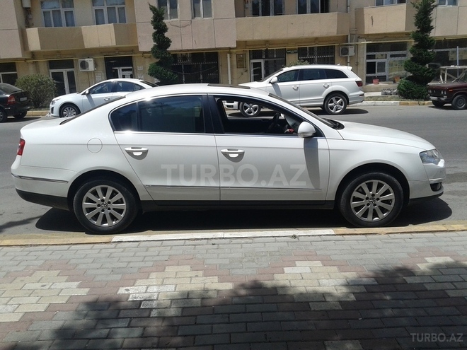 Volkswagen Passat 2010, 77,000 km - 1.8 l - Xırdalan