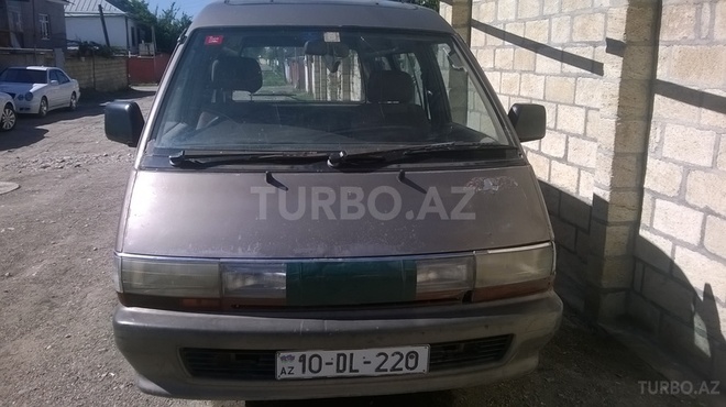 Toyota  1990, 260,000 km - 2.0 l - Qusar