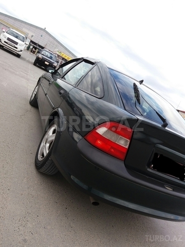 Opel Vectra 1998, 275,000 km - 2.0 l - Sumqayıt