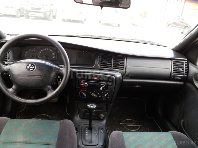 Opel Vectra 1998, 275,000 km - 2.0 l - Sumqayıt