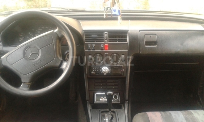Mercedes C 200 1994, 365,000 km - 2.0 l - Bakı