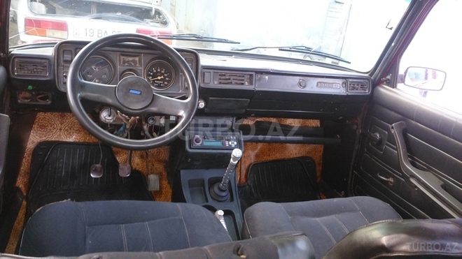 LADA (VAZ) 2105 1982, 2,500,000 km - 1.3 л - Neftçala