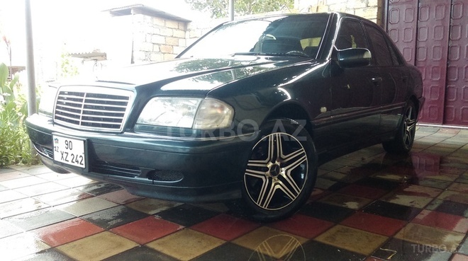 Mercedes C 240 1999, 182,000 km - 2.4 l - Cəlilabad