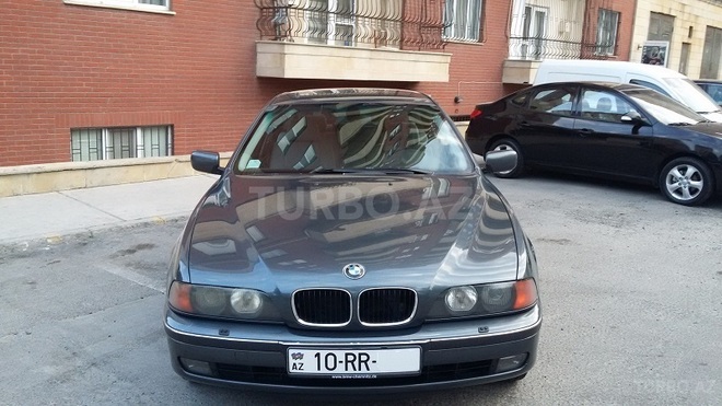 BMW 523 2000, 260,000 km - 2.5 l - Bakı