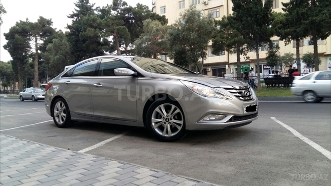 Hyundai Sonata 2010, 120,000 km - 2.0 л - Bakı