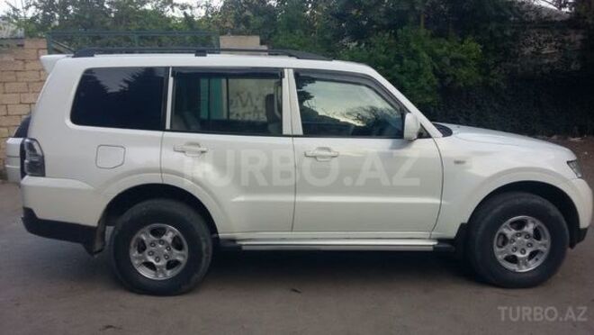 Mitsubishi Pajero 2008, 105,101 km - 3.2 l - Bakı