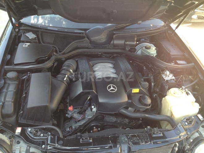 Mercedes E 240 2001, 177 km - 2.4 l - Bakı
