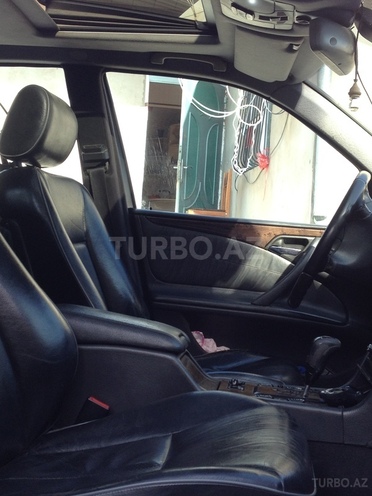 Mercedes E 240 2001, 177 km - 2.4 l - Bakı