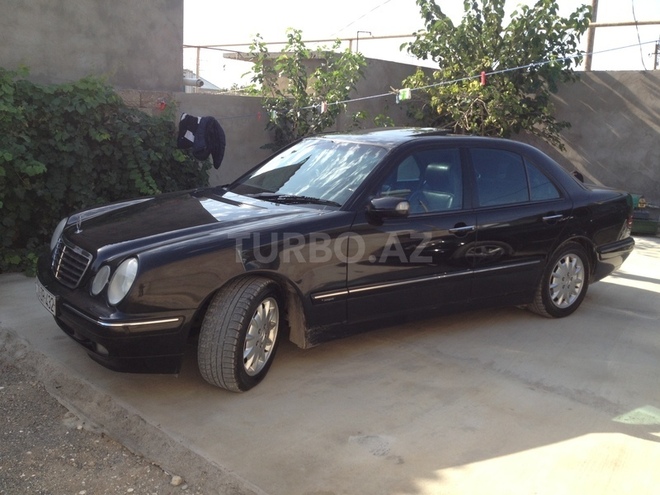 Mercedes E 240 2001, 177 km - 2.4 l - Bakı