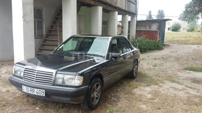 Mercedes 190 1992, 345,000 km - 2.0 l - Sumqayıt