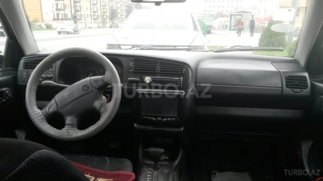 Volkswagen Golf 1994, 290,000 km - 1.8 l - Bakı
