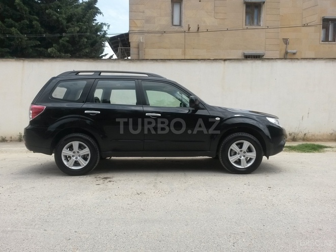 Subaru Forester 2008, 82,000 km - 2.0 l - Bakı