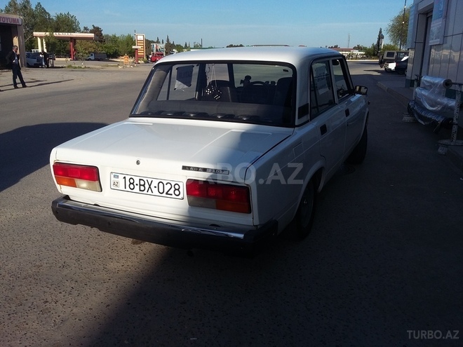 LADA (VAZ) 2107 2012, 25,000 km - 1.6 l - Şirvan