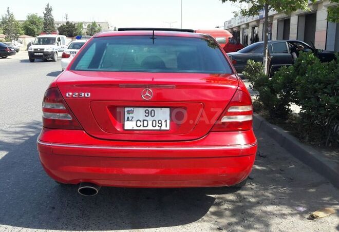 Mercedes C 180 2004, 254,000 km - 1.8 l - Bakı