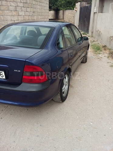 Opel Vectra 1996, 288,000 km - 2.0 l - Sumqayıt