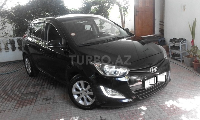 Hyundai i20 2012, 97,000 km - 1.4 л - Bakı