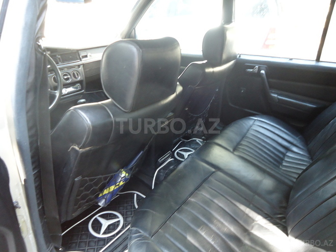 Mercedes 190 1989, 126,754 km - 2.0 l - Bakı