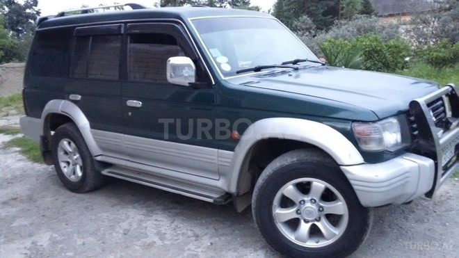 Mitsubishi Pajero 1992, 255,000 km - 2.5 l - Astara