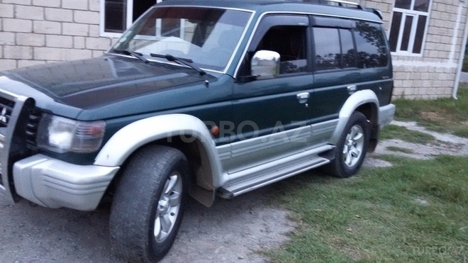 Mitsubishi Pajero 1992, 255,000 km - 2.5 l - Astara