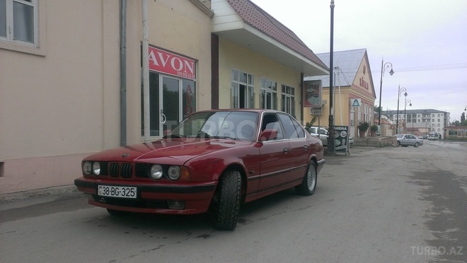 BMW 525 1991, 275,368 km - 2.5 l - Qusar