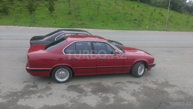 BMW 525 1991, 275,368 km - 2.5 l - Qusar