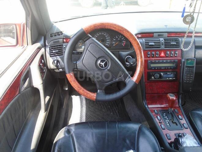 Mercedes E 430 1998, 300,000 km - 4.3 л - Bakı
