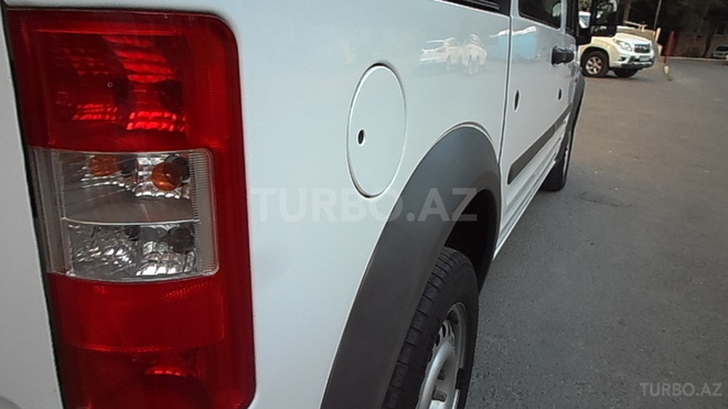 Ford Tourneo Connect 2007, 155,640 km - 1.8 l - Bakı