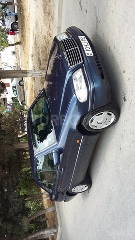 Mercedes C 200 1995, 236,000 km - 2.0 l - Bakı