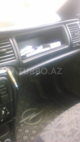 Opel Vectra 1996, 377,000 km - 1.6 l - Bakı