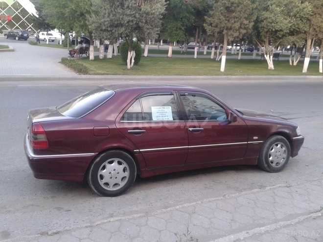 Mercedes C 200 1996, 364,563 km - 2.0 л - Sumqayıt