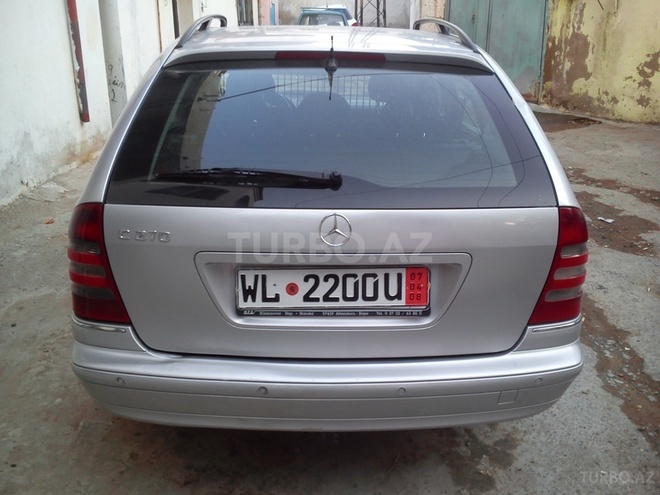 Mercedes C 270 2002, 295,000 km - 2.7 л - Bakı